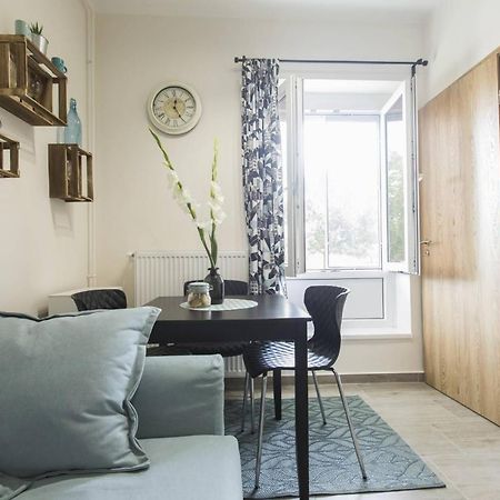 Aqua Stellar Apartment Szeged Ngoại thất bức ảnh
